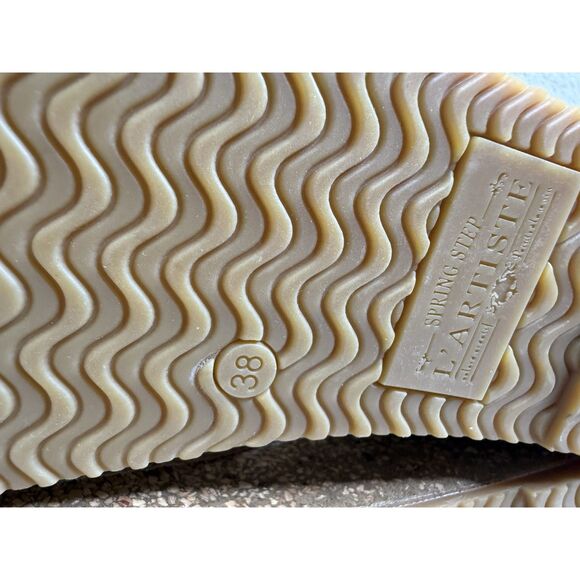 L'Artiste Spring Step Leather Wedge Rose Embossed Sandals Cuteness Two Pair 38 8 - Picture 10 of 16